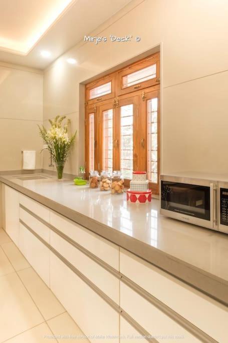Mirje'S Deck - Homestay - Family Rooms Kolhapur Ngoại thất bức ảnh